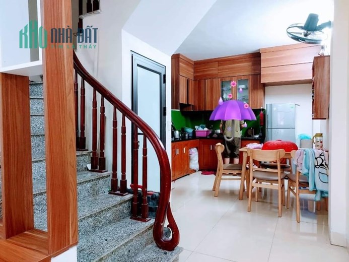 Bán nhà Lô góc 3 thoáng Văn Phú, Hà Đông, ngõ rộng ô tô cách nhà 30m, 42M x MT 3.8M, chỉ hơn 3 tỷ.