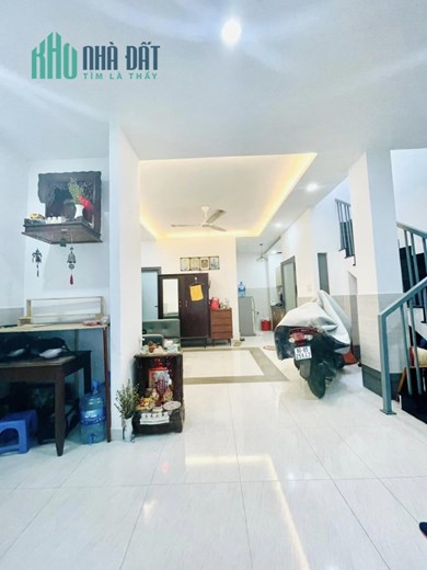 Nhà bán,2tầng,5.5x10m2,hẻm4m,nguyễn khuyến,bình thạnh,giá:4,5