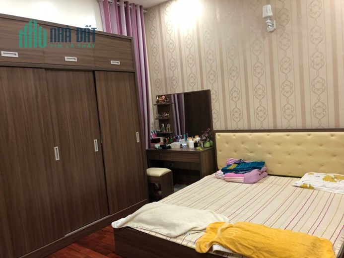 Bán Nhà Ngõ 140 Nguyễn Xiển - Thanh Xuân 49m2 x 4 tầng, 4 phòng ngủ đầy đủ công năng, tặng full nội