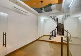 Cho thuê nhà, Lê Trọng Tấn, 40m2, 5T, 4N, đủ đồ, 16tr, Thanh Xuân.