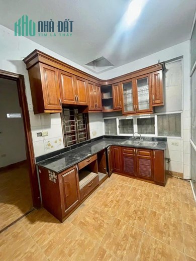 Cho thuê nhà, Lê Trọng Tấn, 40m2, 5T, 4N, đủ đồ, 16tr, Thanh Xuân.
