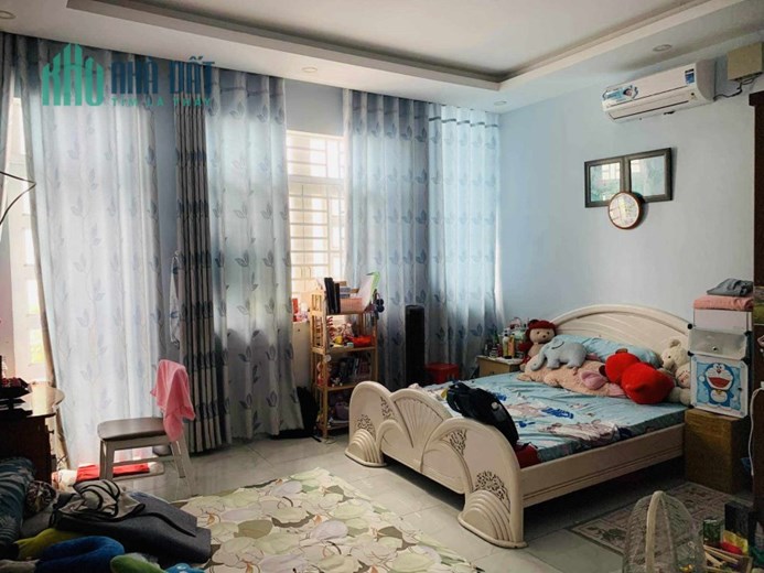 Ngộp bank Gấp bán nhà Bình Chiểu T.Đức,Xe hơi ngủ nhà,84m2, 3 Tầng,Ngang 5.1m, 4 tỷ45