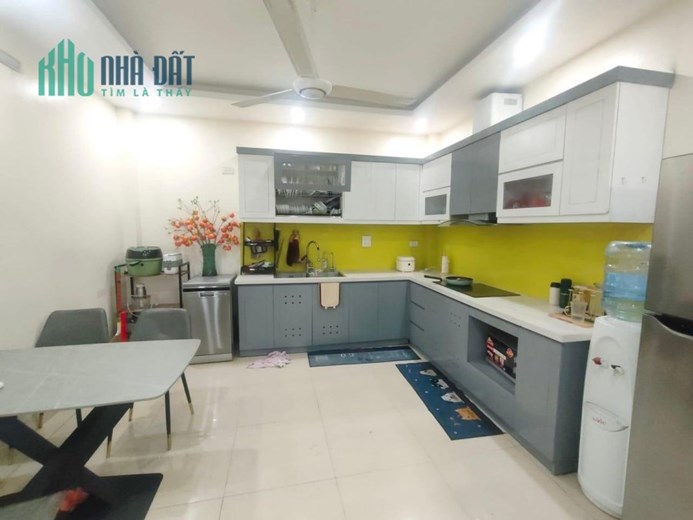 Bán nhà Thụy Khuê, Tây Hồ, kinh doanh, ngõ thông 40m2, Giá siêu rẻ.