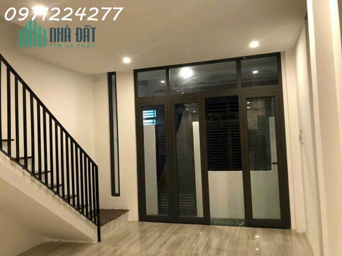CẦN BÁN NHÀ LINH XUÂN THỦ ĐỨC 91M2 [ 7 X 13 ] 3 TẦNG- 4PN - 4WC [ GIÁ 3.5 TỶ - HẺM XE HƠI - NHÀ