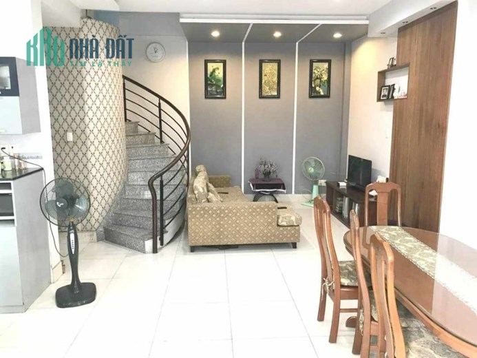 BÁN GẤP NHÀ 3 TẦNG MỚI ĐẸP, HXH ĐƯỜNG LÊ QUANG ĐỊNH, 4PN LỚN, CHỈ 8.6 TỶ