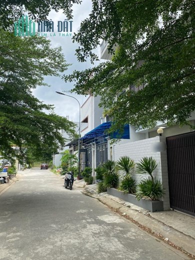 NHÀ 4 TẦNG, TÂN QUY, TRUNG TÂM QUẬN 7, 6X15M, ĐƯỜNG LỚN, Ô TÔ VÀO NHÀ, NHỈNH 9 TỶ