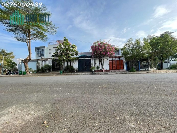 Bán nhà KDC Lập Phúc Đối diện công viên 2500 m2 Lô góc 2MT đường 20m thông Đào Sư Tích, Lê Văn Lương