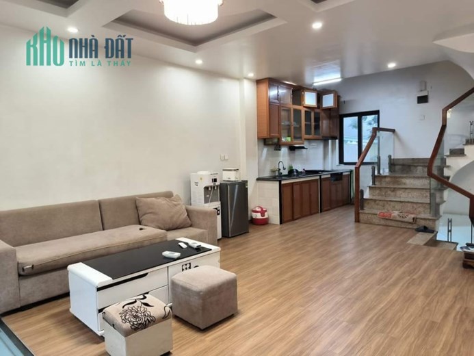 Bán nhà trong ngõ Lê Trọng Tấn, TK hiện đại, 40mx4t, giá 3.95 tỷ