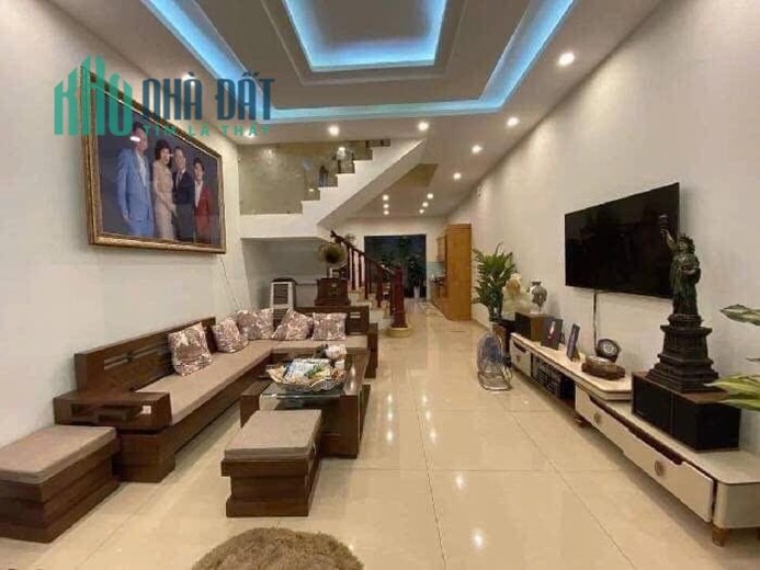 Nhà Trân Duy Hưng - Căn Góc, Có Thang Máy, Tặng Nội Thất