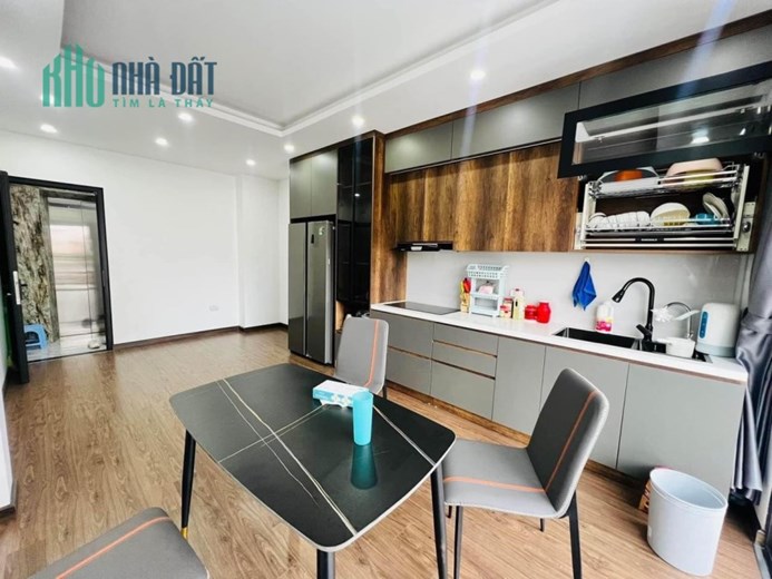Bán Nhà Hoàng Đạo Thúy, Oto Đỗ Cửa 14,5 tỷ , 95m Cho Thuê Tốt