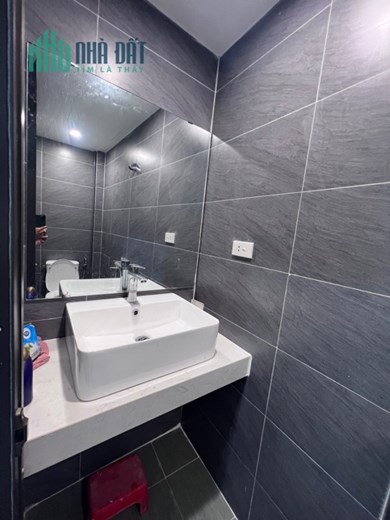 NGÕ NÔNG THẲNG GẦN PHỐ, SÂN RỘNG, NHÀ ĐẸP Ở NGAY – 4 tầng Lý Nam Đế 25m MT3.6 chỉ 4.8 tỷ