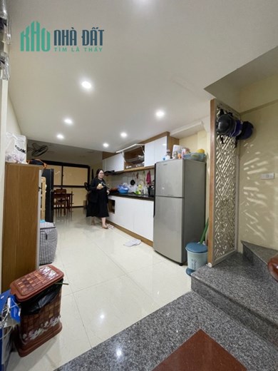 1 DUY NHẤT BÁN, NHÀ MẶT PHỐ GIÁ MỀM, KINH DOANH, CÓ Ô CHỜ THANHG MÁY 32M2, 6T, 10.9 TỶ - NGUYỄN