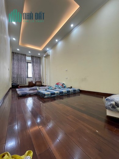 1 DUY NHẤT BÁN, NHÀ MẶT PHỐ GIÁ MỀM, KINH DOANH, CÓ Ô CHỜ THANHG MÁY 32M2, 6T, 10.9 TỶ - NGUYỄN