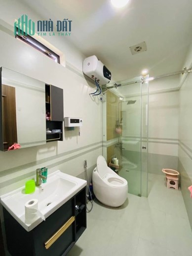 Bán nhà phố Đông Trà - Chợ Hàng, diện tích 70m 4 tầng GIÁ 3.68 tỉ cực đẹp