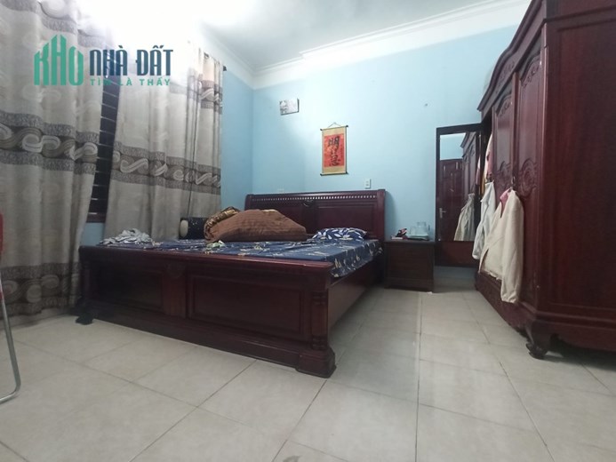 Nhà đẹp ở ngay mặt ngõ phố Khâm Thiên Đống Đa 30m2x5 tầng, ngõ bagac sạch nhỉnh 4 tỷ.