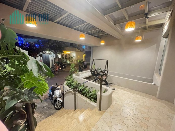SANG GẤP MẶT BẰNG CỬA HÀNG ĐẸP Địa chỉ: nguyễn bá huân - thảo điền - quận 2 - HCM
