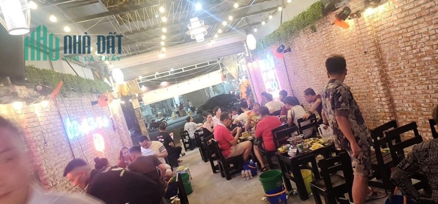 Sang nhượng quán nhậu 42 Đống Đa - Vỉa hè rộng rãi , chổ để xe thoải mái