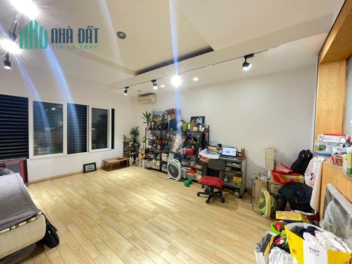 Bán Nhà Phố Trần Duy Hưng Quận Cầu Giấy. 55m Xây 5 Tầng Mặt Tiền 5m Nhỉnh 15 Tỷ. Cam Kết Ảnh Thật
