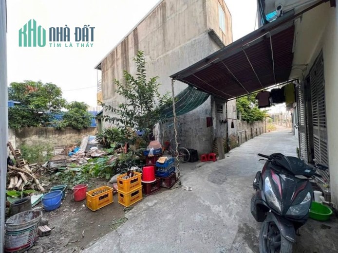 Bán đất Vĩnh Cát cạnh TĐC A51, diện tích 50m GIÁ 2 tỉ, ô.tô nhỏ tận đất
