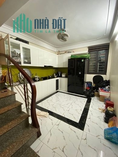 Bán nhà Nam Dư- Lĩnh Nam 37m 5 t cách trường tiểu học Lĩnh Nam 100m