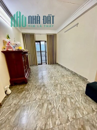 Bán nhà Nam Dư- Lĩnh Nam 37m 5 t cách trường tiểu học Lĩnh Nam 100m