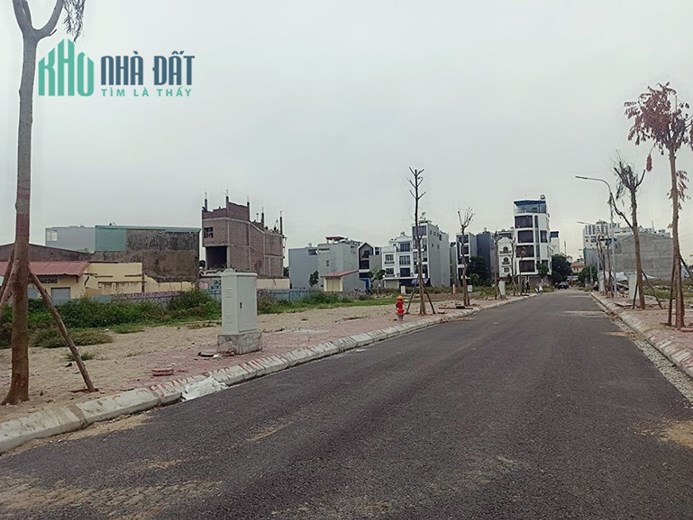 Bán đất Tái định cư Cây Đa, diện tích 66m GIÁ 4.5 tỉ , hướng Đông Bắc