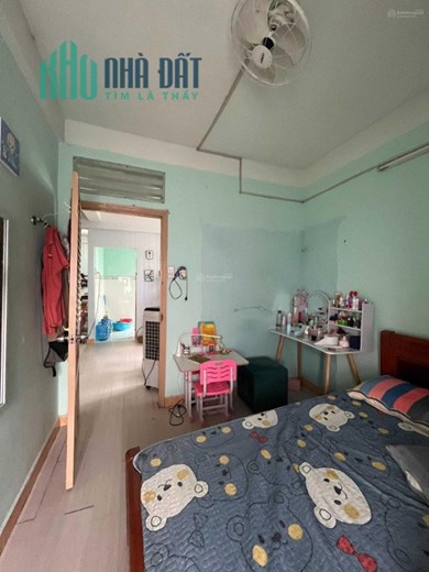 Chính chủ bán gấp căn 2PN, căn góc thoáng mát Tân Phú giá 2,2 tỷ sổ hồng thang máy 8 tầng