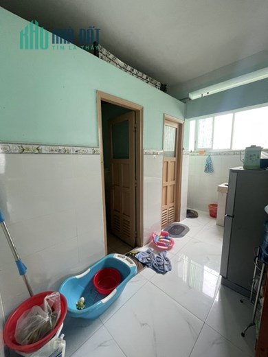 Chính chủ bán gấp căn 2PN, căn góc thoáng mát Tân Phú giá 2,2 tỷ sổ hồng thang máy 8 tầng