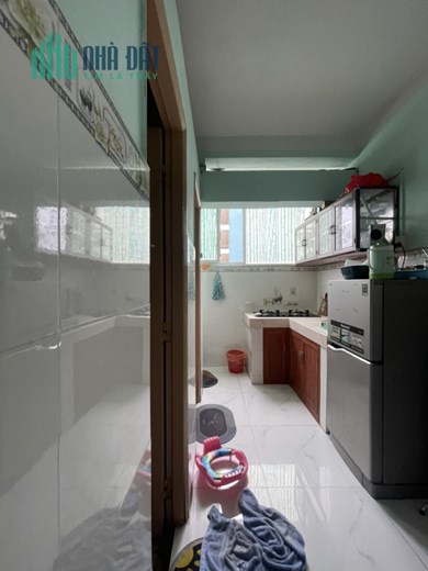 Chính chủ bán gấp căn 2PN, căn góc thoáng mát Tân Phú giá 2,2 tỷ sổ hồng thang máy 8 tầng
