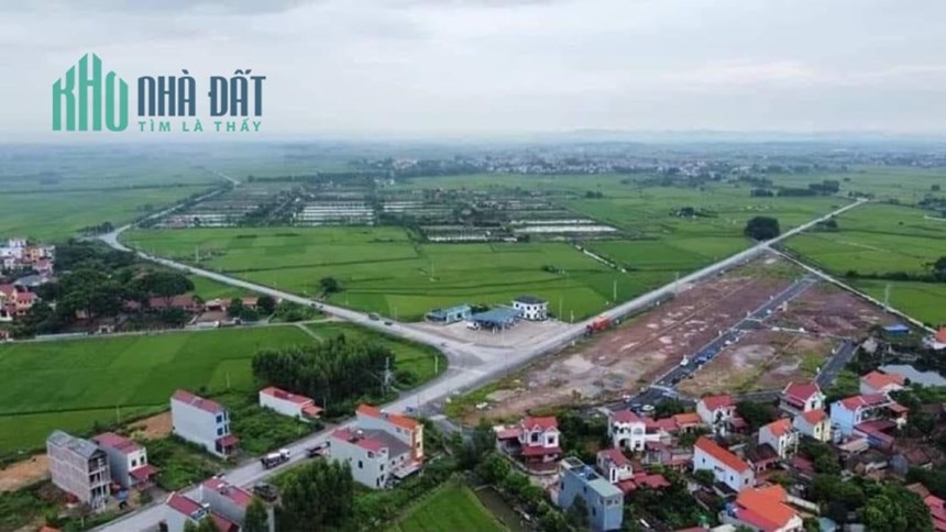 Bán lô đất mặt phố khu phân lô Xã Xuân Phú, Bắc Giang. DTSĐ 90m2, MT 5m.