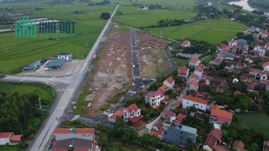 Bán lô đất mặt phố khu phân lô Xã Xuân Phú, Bắc Giang. DTSĐ 90m2, MT 5m.