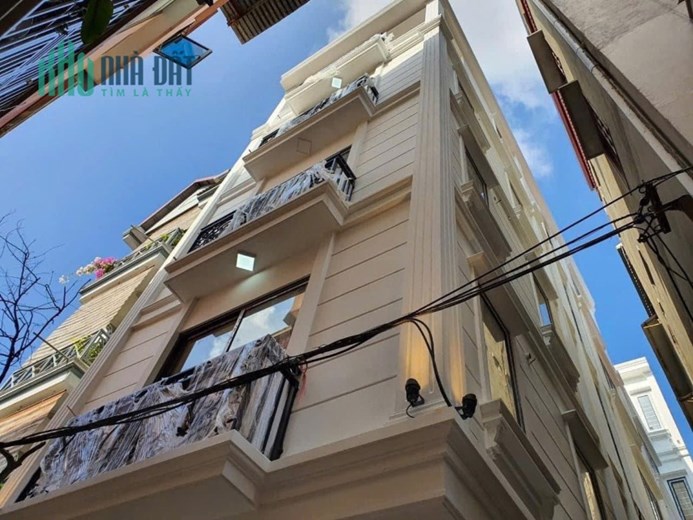 Bán Nhà 4,2 Tỷ Đông Ngạc, Từ Liêm, 40m2, 6 Tầng, Lô Góc Sát Ô Tô Tránh.0965283789