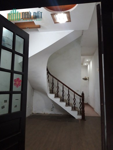 Bán nhà Mỹ Đình 45m2 4 tầng ngõ thông 3 bước ra hồ