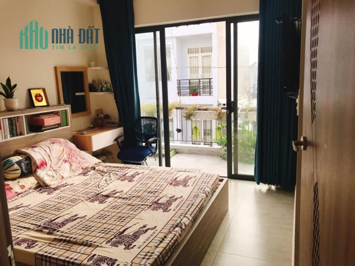 Mặt Tiền Đường - Xe tải đỗ cửa - Sổ đẹp như hoa hậu hoàn công đầy đủ