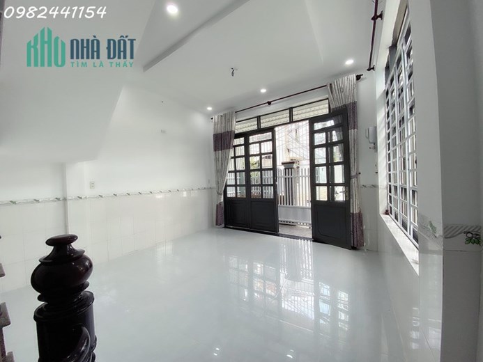 HÀNG HIẾM CHÍNH CHỦ CẦN BÁN NHANH CĂN GÓC NHÀ ĐẸP 2 TẦNG ĐƯỜNG Ô TÔ 7 CHỖ PHƯỜNG NGỌC HIỆP