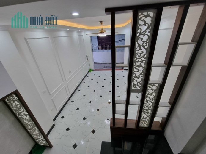Cho thuê nhà Xuân Phương , Nam Từ Liêm. Nhà mới tinh  40m X 5 tầng hơn 10 tr 0854555533