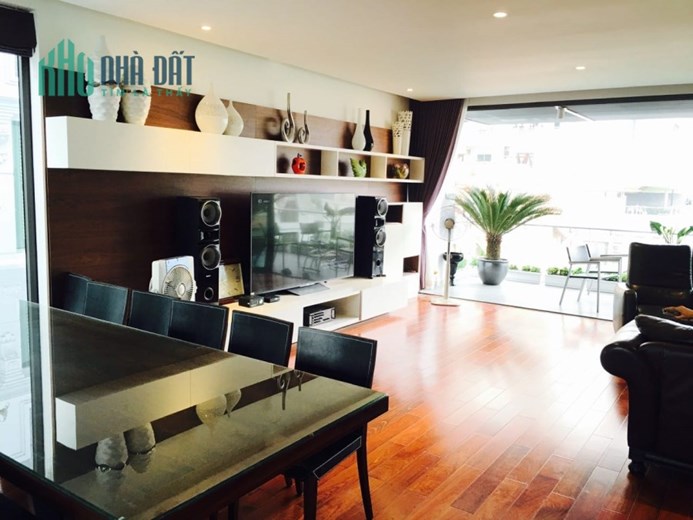 Bán Biệt thự sân vườn 262 Nguyễn Huy Tưởng 134m2x5 tầng thang máy, vỉa hè, ô tô tránh, đỗ vòng