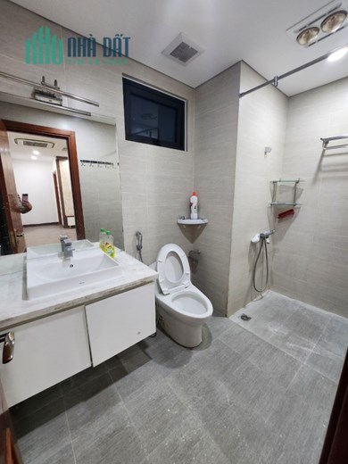 Chính chủ bán chung cư cao cấp Goldmark City Hồ Tùng Mậu.