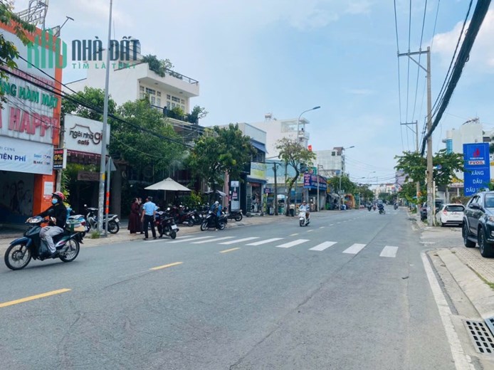 Bán Nhà Mặt tiền đường Kha Vạn Cân, P. Linh Đông, dt 180m2 giá 19 tỷ TL