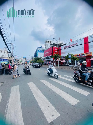 Bán Nhà Mặt tiền đường Kha Vạn Cân, P. Linh Đông, dt 180m2 giá 19 tỷ TL