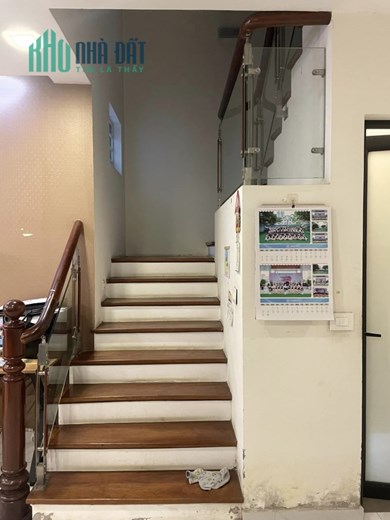 Bán Căn Biệt Thự Sân Vườn Ngõ 409 An Dương Vương 145m2 x 5 tầng, 6 phòng ngủ, gara ô tô riêng biệt,