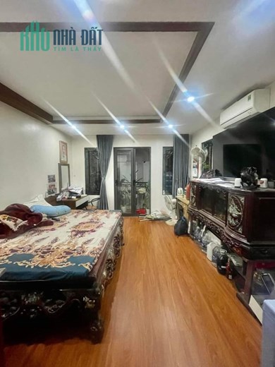 BÁN NHÀ ĐẸP 5 TẦNG NGUYỄN KHANG CẦU GIẤY HÓT HÍT CHUẨN CÁCH PHỐ 6M CHỈ 4,6 TỶ