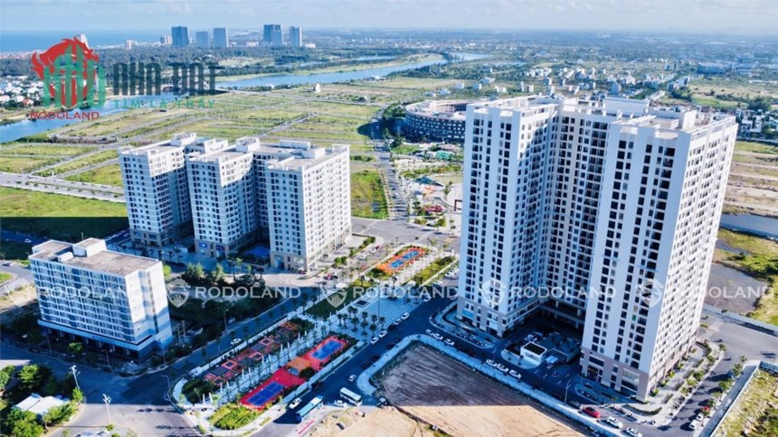 FPT Plaza 1, 3PN, 82.7m2, view biển+sông Cổ Cò, tầng cao, giá chỉ 2.15 tỷ.