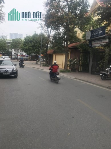 Bán BT lô góc, Trung văn Vinaconex3, Nam Từ Liêm, Hà Nội. DT 176m x 3,5 tầng. Hoàn thiện.LH: