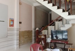 ♥ Nhà Thái Thị Bôi, Kiệt rộng thẳng, cách đường 60m, Ô tô đậu 30m, 3 tầng 1.x tỷ