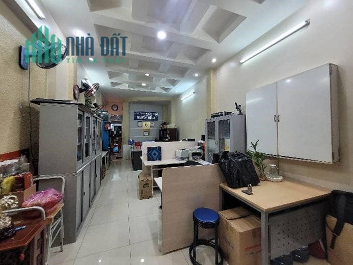 Giảm 5 tỷ, Bán Gấp Căn Nhà 37 Trần Đình Xu, Phường Cầu Kho, Quân 1