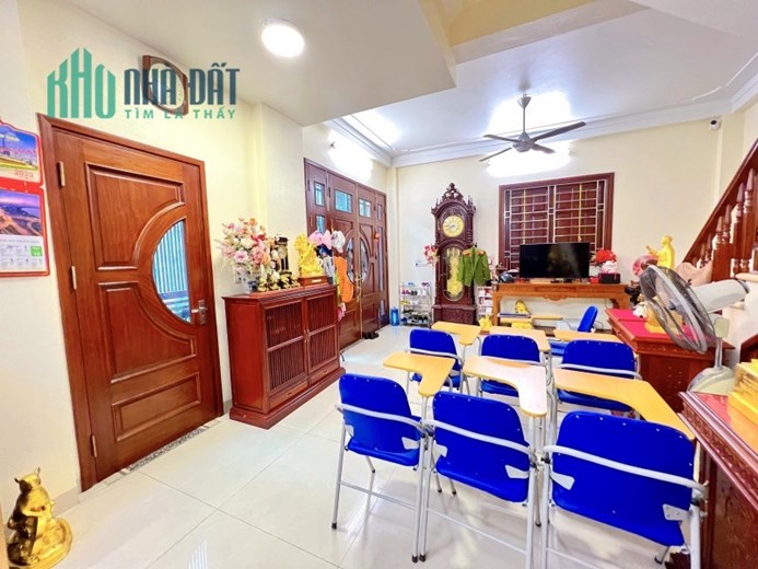 CỰC HIẾM, BÁN NHÀ PHÂN LÔ TRẦN ĐẠI NGHĨA, HAI BÀ TRƯNG 54M2, 4 TẦNG, MẶT TIỀN 4,8M, 9,5 TỶ