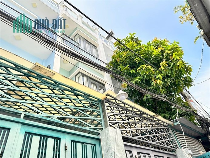 Đường Số 18, Gần CV Làng Hoa, chợ Hạnh Thông Tây, trệt 3 lầu, chỉ 4.5 tỷ