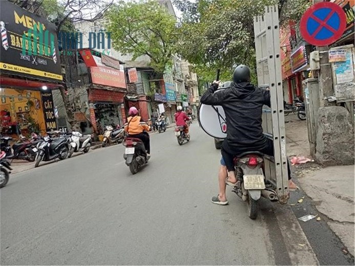 Siêu phẩm, nhà mặt phố La Thành, mặt tiền 7m, kinh doanh đỉnh, chỉ 7.3 tỷ