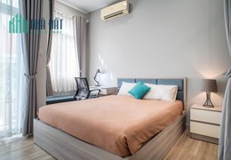 Bán nhà Phú Nhuận 42m2, Ngang 4,3m. 5PN, hẻm to. chỉ 7 tỏi